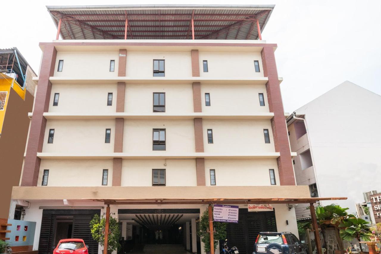 Oyo 882 The Moonlight Serviced Apartment Pattaya Bagian luar foto